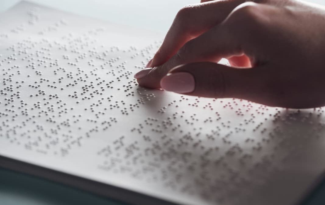 Alfabeto Braille: un código de escritura universal